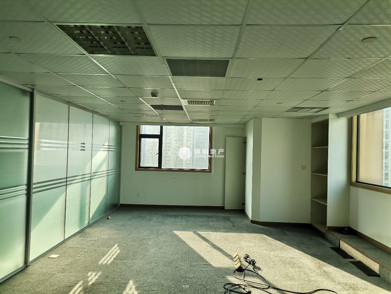 光新浦发广场385平米写字楼出租